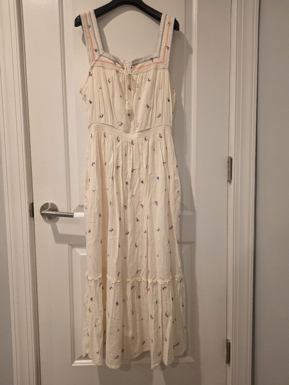 Old Navy Cream Boho Embroidered Maxi Dress